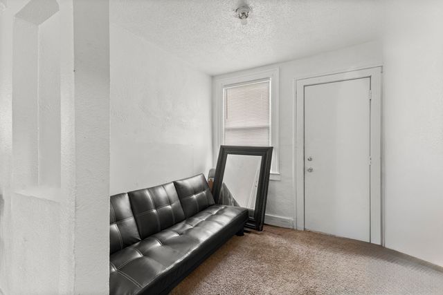 18701 Cherrylawn Avenue, Detroit City, MI 48221