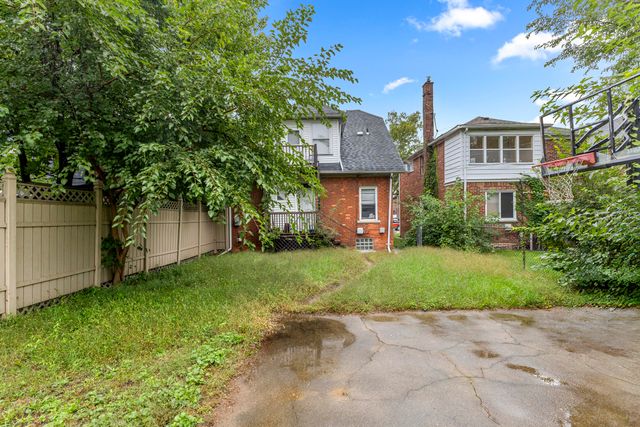 18701 Cherrylawn Avenue, Detroit City, MI 48221