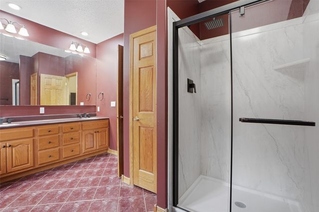 7012 Deer Horn Trail NE, Cedar Rapids, IA 52411