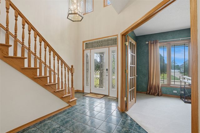 7012 Deer Horn Trail NE, Cedar Rapids, IA 52411