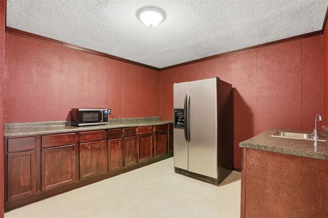 7012 Deer Horn Trail NE, Cedar Rapids, IA 52411