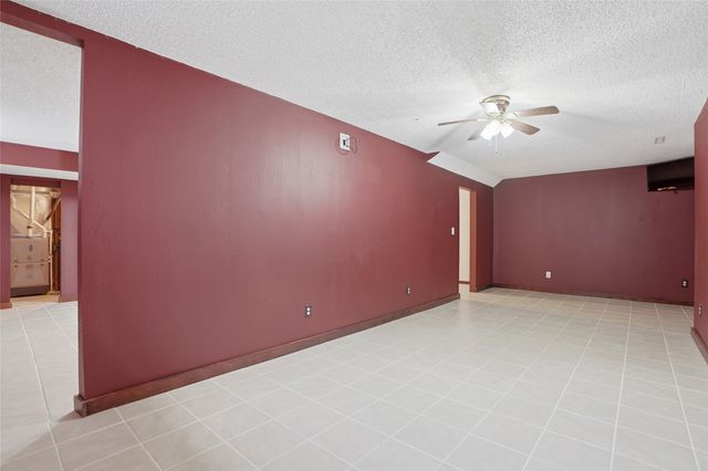 7012 Deer Horn Trail NE, Cedar Rapids, IA 52411