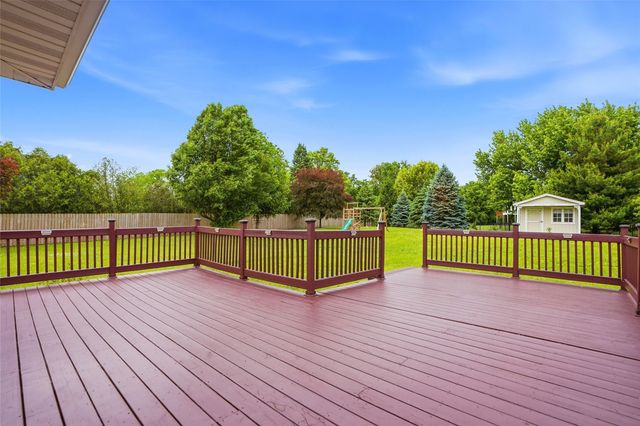 7012 Deer Horn Trail NE, Cedar Rapids, IA 52411