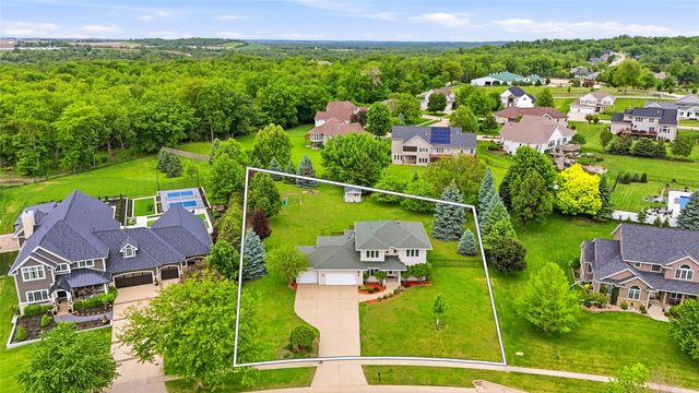 7012 Deer Horn Trail NE, Cedar Rapids, IA 52411