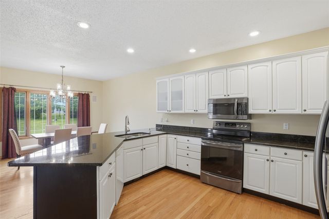7012 Deer Horn Trail NE, Cedar Rapids, IA 52411