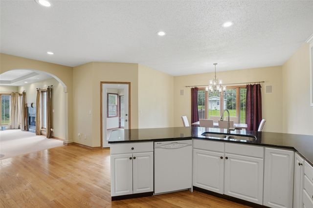 7012 Deer Horn Trail NE, Cedar Rapids, IA 52411