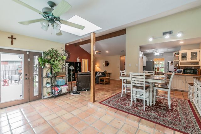 3205 Heritage Court, Arlington, TX 76016