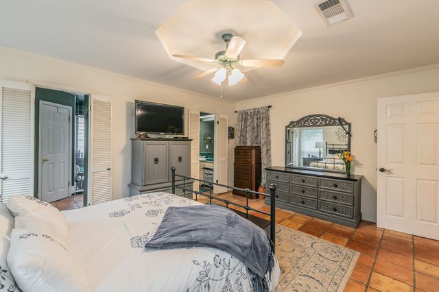 3205 Heritage Court, Arlington, TX 76016