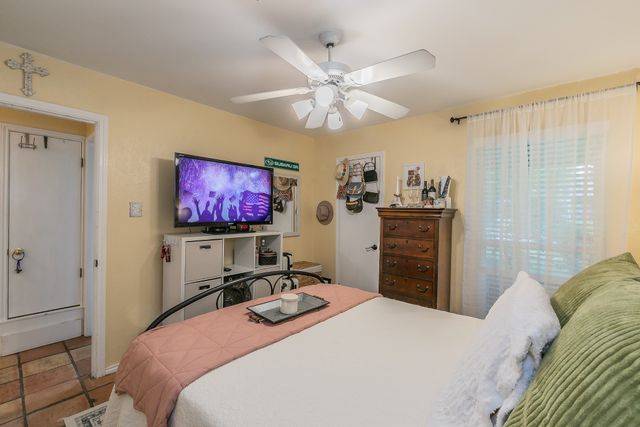 3205 Heritage Court, Arlington, TX 76016