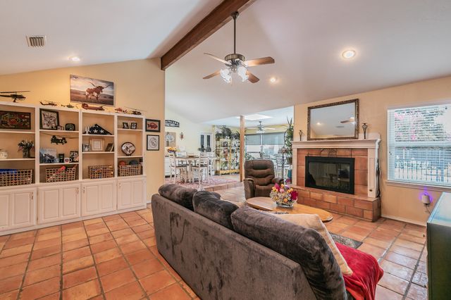 3205 Heritage Court, Arlington, TX 76016