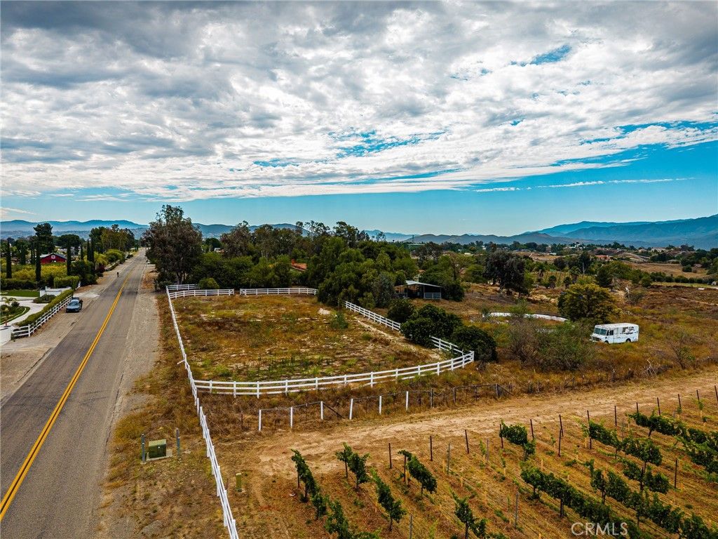 33545 Madera De Playa, Temecula, CA 92592 — exterior
