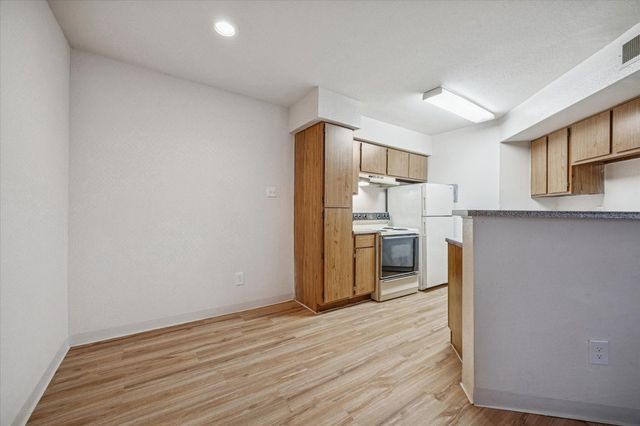 1660 W T C Jester Boulevard 507, Houston, TX 77008