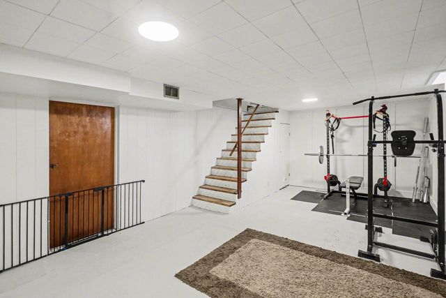 531 E Seminole Drive, Fremont, MI 49412