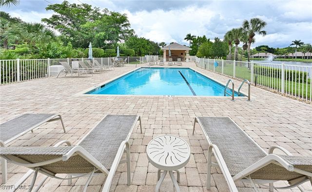 1310 Park Lake DR 31R, Naples, FL 34110