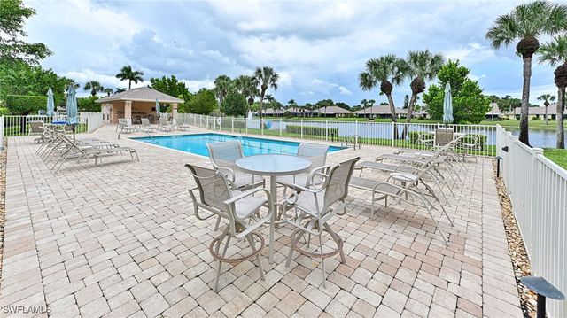 1310 Park Lake DR 31R, Naples, FL 34110