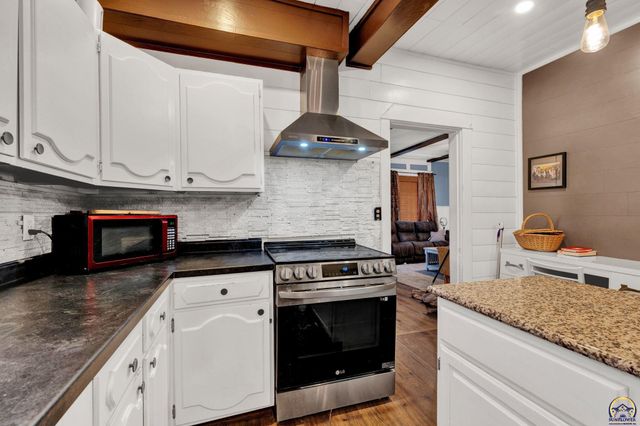 413 SW Fillmore ST, Topeka, KS 66606