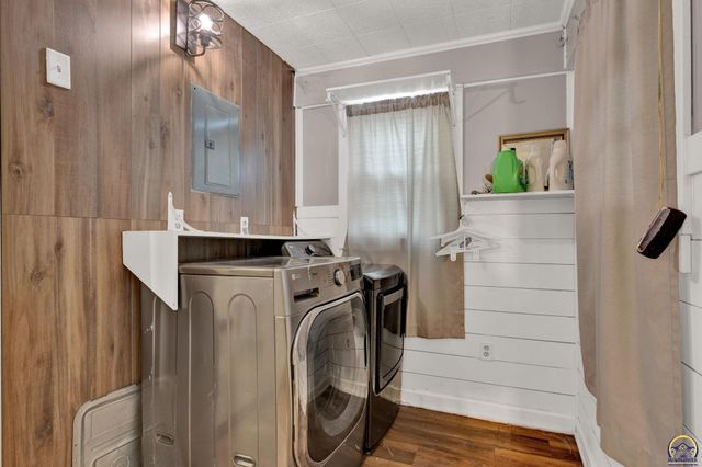 413 SW Fillmore ST, Topeka, KS 66606