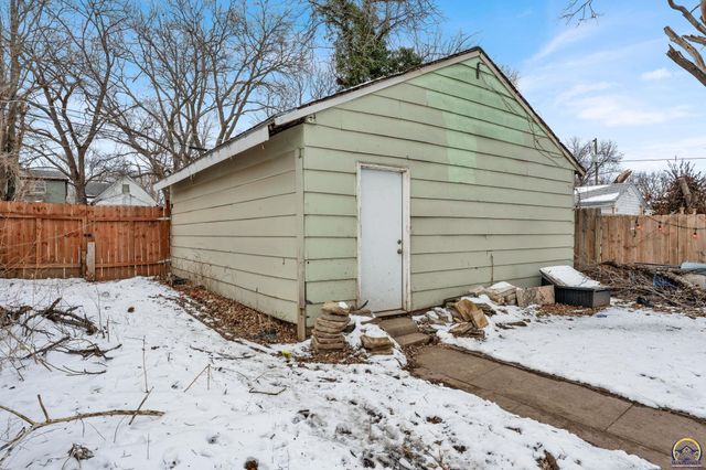 413 SW Fillmore ST, Topeka, KS 66606