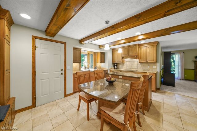280 Beech Court, Aurora, OH 44202