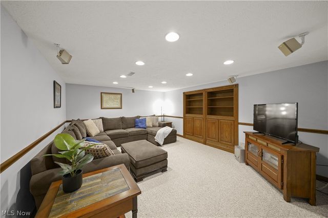 280 Beech Court, Aurora, OH 44202