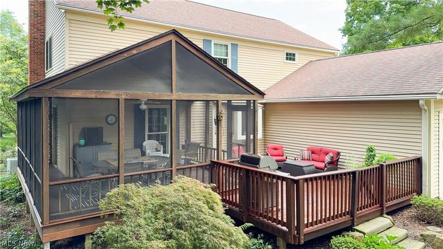 280 Beech Court, Aurora, OH 44202