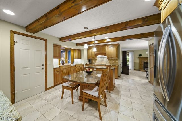 280 Beech Court, Aurora, OH 44202