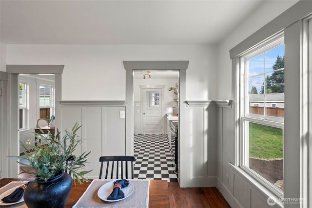 6321 S Park Avenue, Tacoma, WA 98408