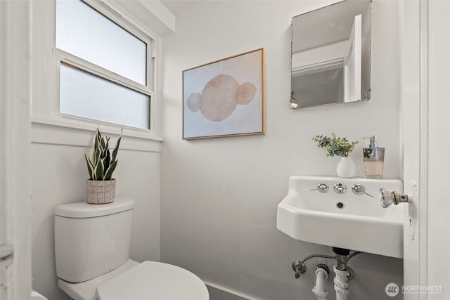 6321 S Park Avenue, Tacoma, WA 98408