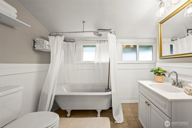 6321 S Park Avenue, Tacoma, WA 98408