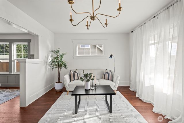 6321 S Park Avenue, Tacoma, WA 98408