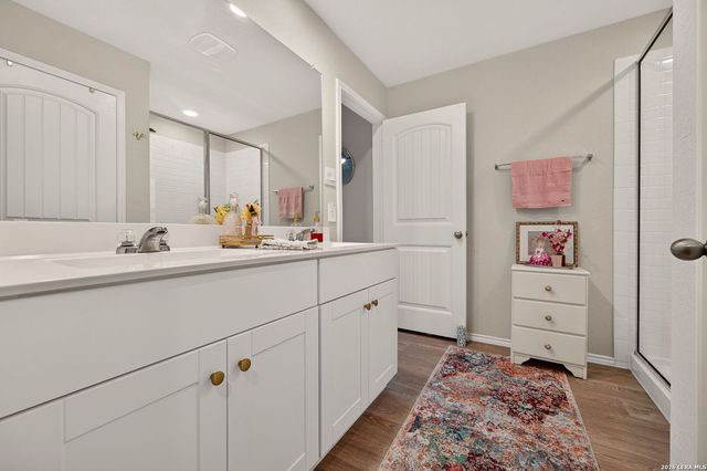 557 Chaco, Seguin, TX 78155