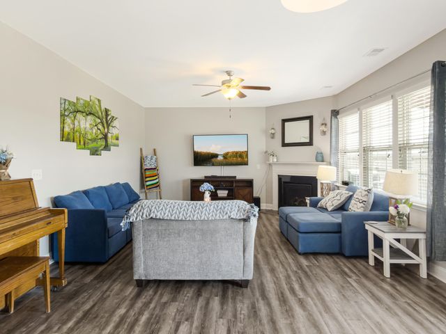 490 Whispering Breeze Lane, Summerville, SC 29486