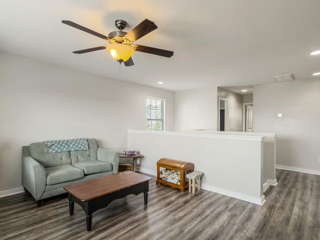 490 Whispering Breeze Lane, Summerville, SC 29486