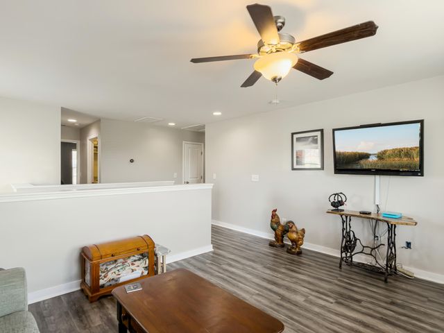 490 Whispering Breeze Lane, Summerville, SC 29486