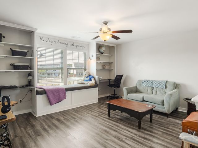 490 Whispering Breeze Lane, Summerville, SC 29486