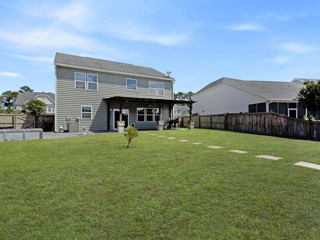 490 Whispering Breeze Lane, Summerville, SC 29486
