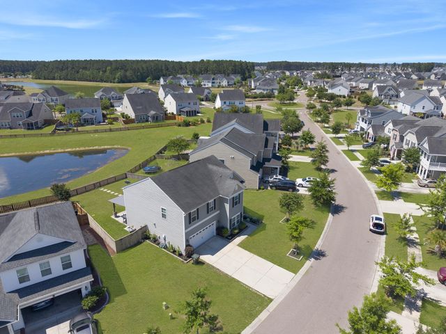 490 Whispering Breeze Lane, Summerville, SC 29486