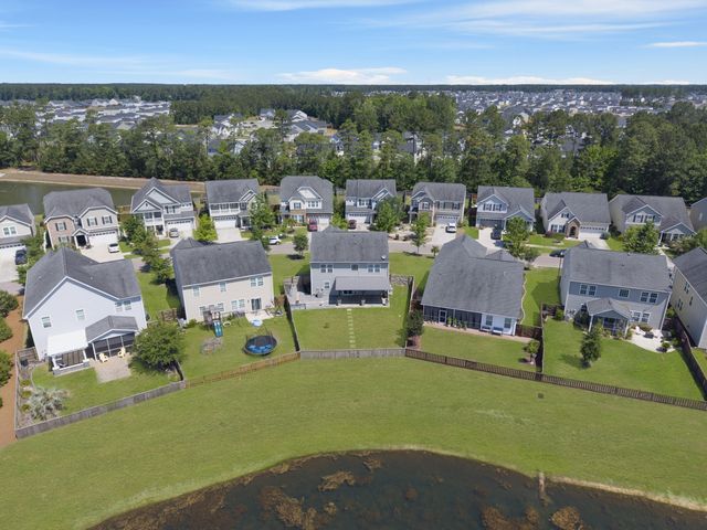 490 Whispering Breeze Lane, Summerville, SC 29486