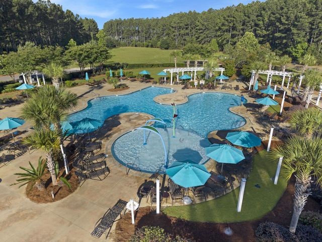 490 Whispering Breeze Lane, Summerville, SC 29486