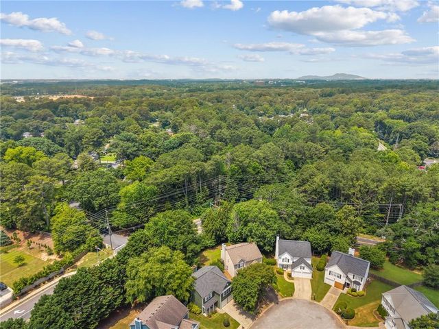 621 Lullingstone Drive SE, Marietta, GA 30067