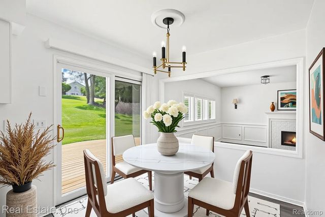 1797 Poppleton Drive, West Bloomfield Charter Township, MI 48324