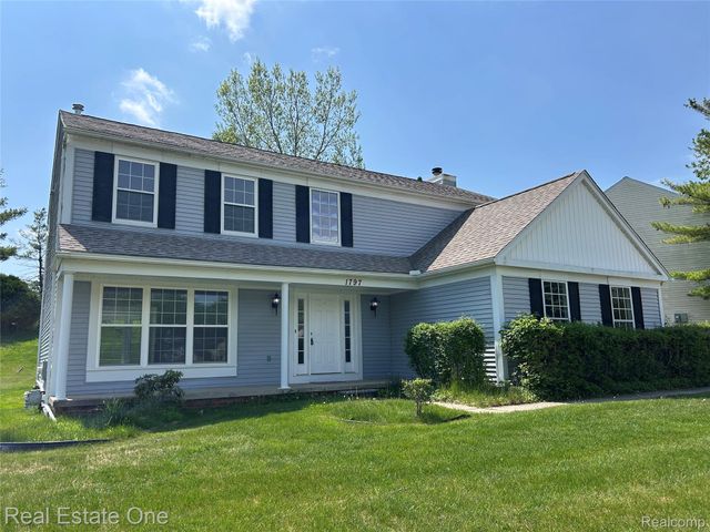 1797 Poppleton Drive, West Bloomfield Charter Township, MI 48324