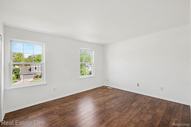 1797 Poppleton Drive, West Bloomfield Charter Township, MI 48324