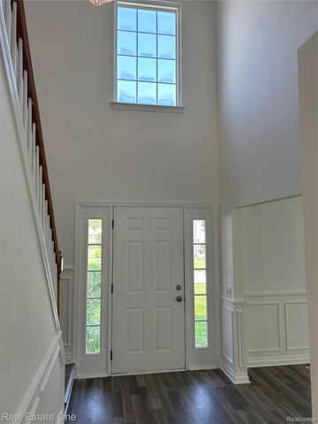 1797 Poppleton Drive, West Bloomfield Charter Township, MI 48324
