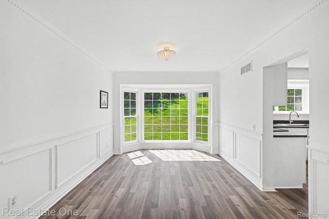 1797 Poppleton Drive, West Bloomfield Charter Township, MI 48324