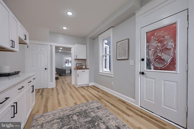 627 E MADISON ST, Lancaster, PA 17602