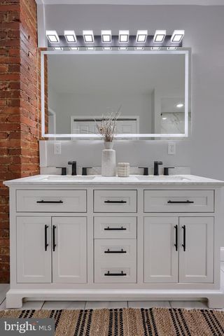 627 E MADISON ST, Lancaster, PA 17602