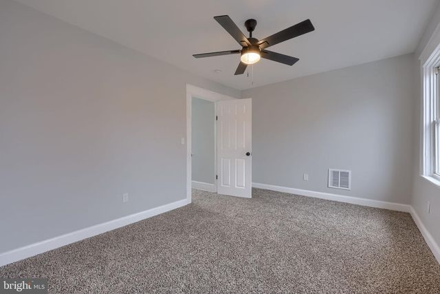 627 E MADISON ST, Lancaster, PA 17602