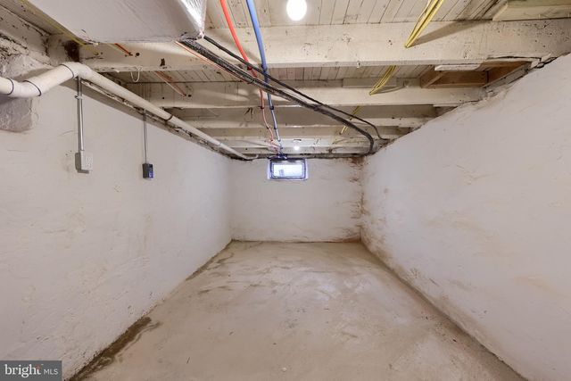 627 E MADISON ST, Lancaster, PA 17602