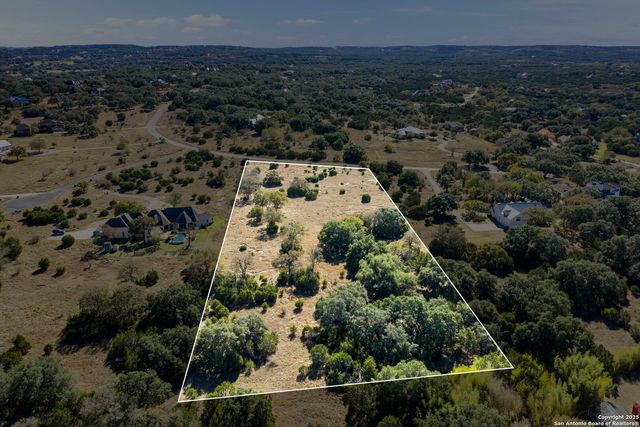 203 Greystone Circle, Boerne, TX 78006